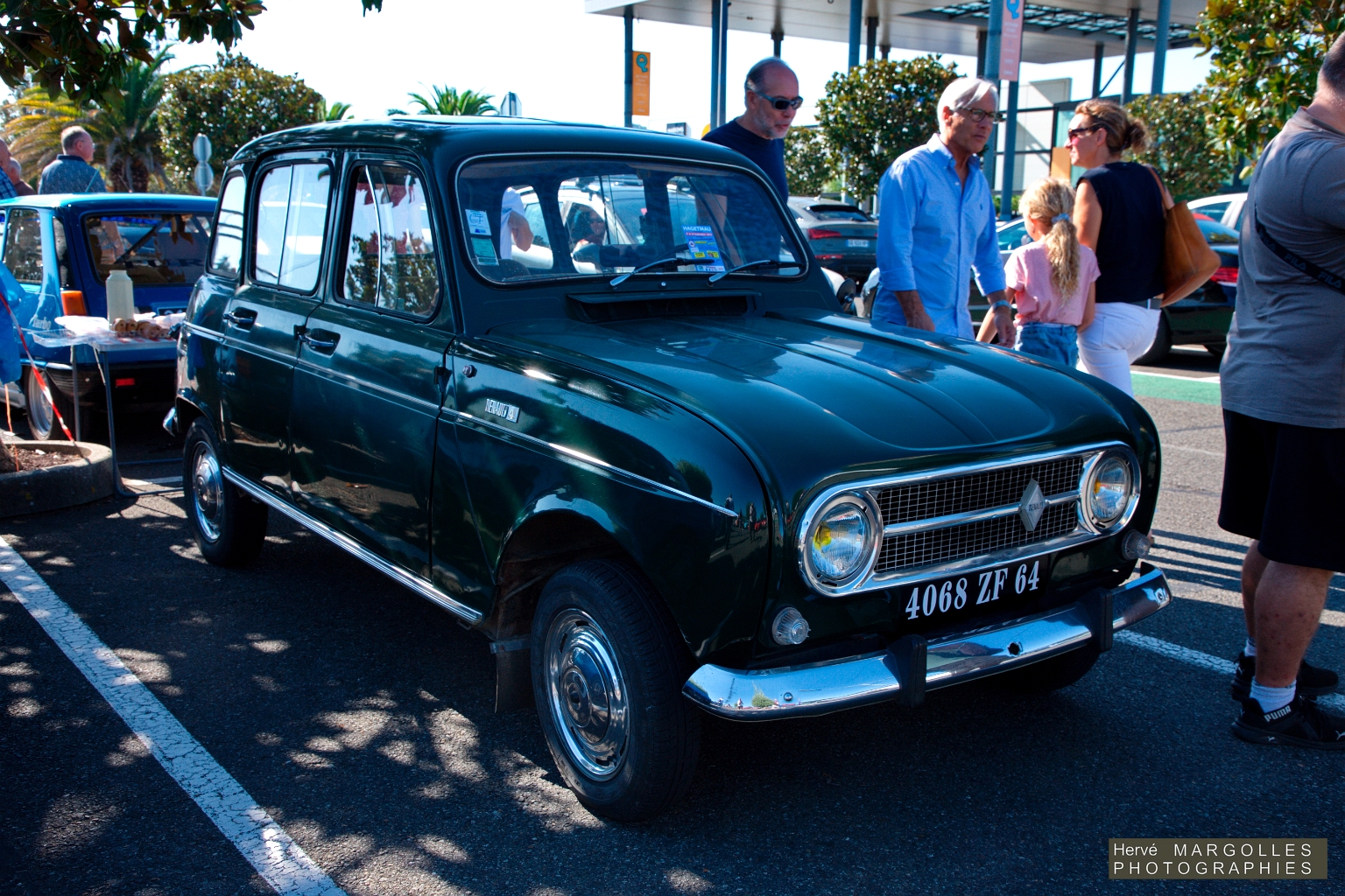 Renault 4L -01.jpg